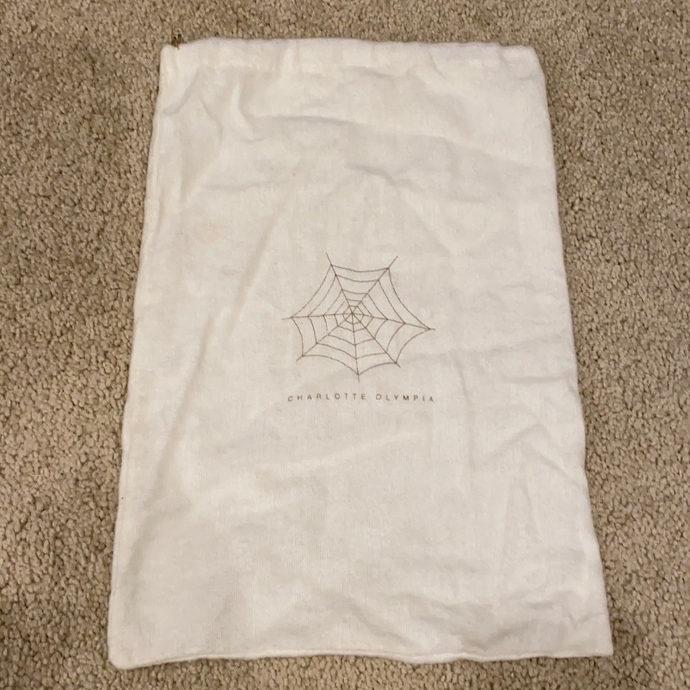 Charlotte Tilbury dust bag